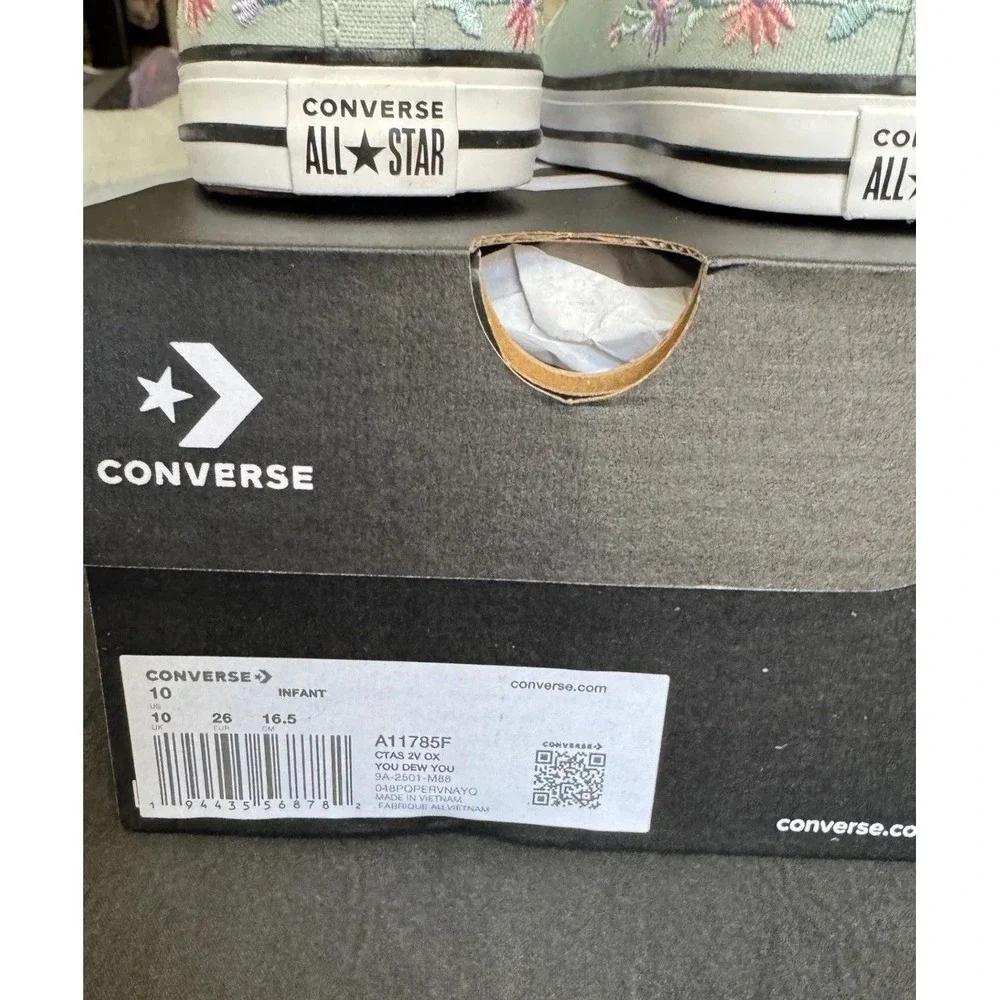 Converse All Star Infant 10 Mint Green Floral Embroidered Strap Sneakers NEW